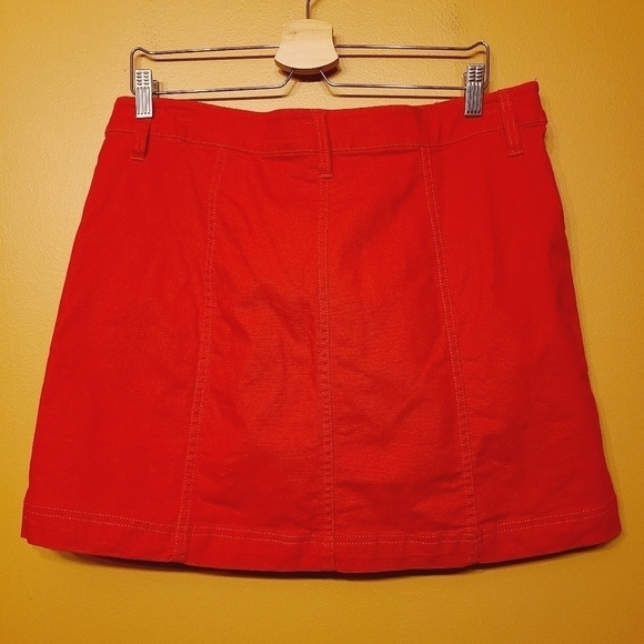 J. Crew Mercantile | Red Twill Button-Down Skirt (Size 10) - Picture 11 of 11